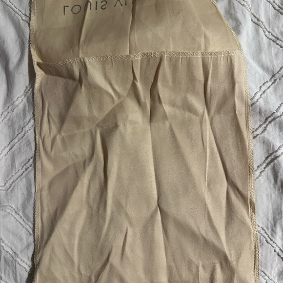 Louis Vuitton dust bag - Picture 2 of 2